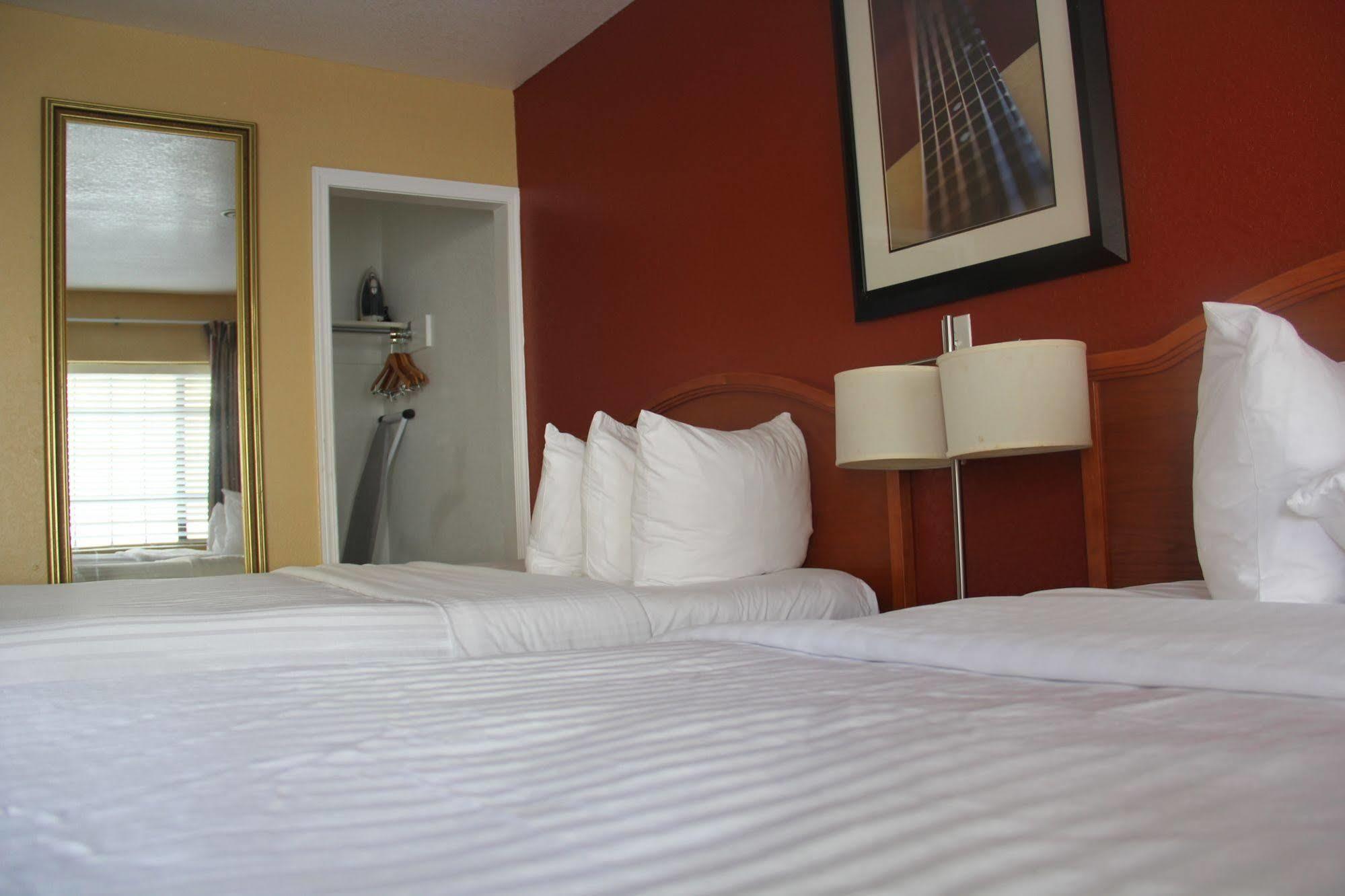 Vista Inn & Suites Beale Street Memphis Buitenkant foto